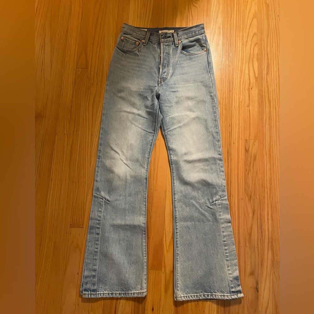 Levi’s Ribcage Split flare jeans